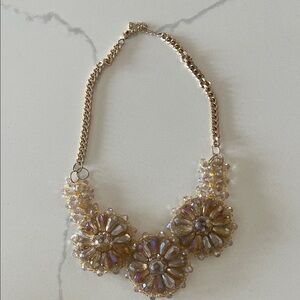 Elegant Gold Floral Necklace